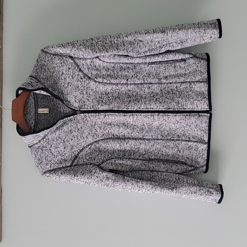 Black & white zip up sweatshirt, size M, exertek